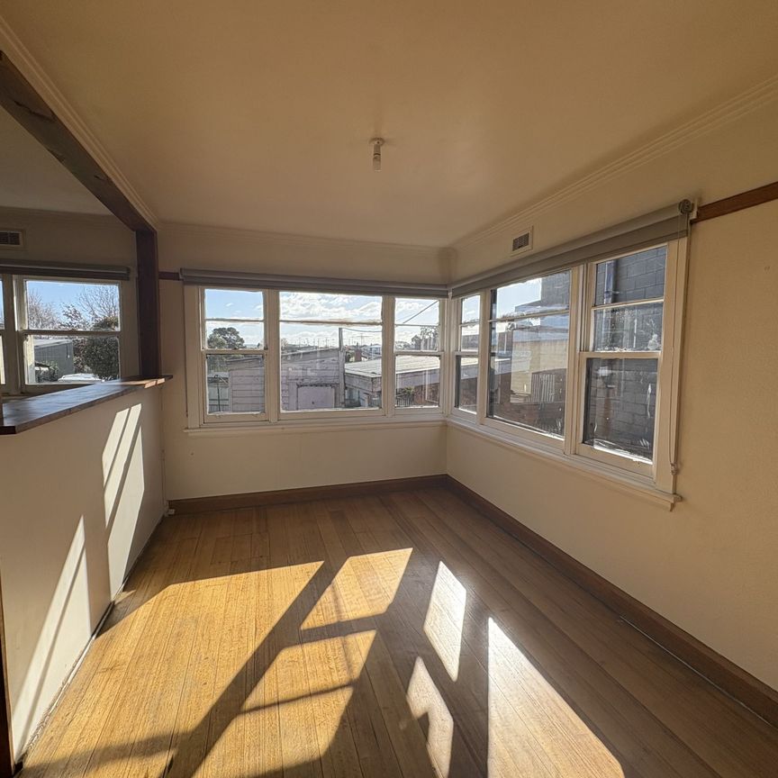 Enjoy the easy lifestyle, living here - Photo 1