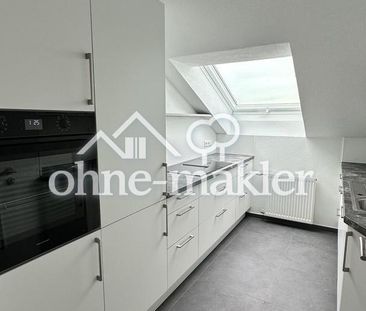 Charmante Dachgeschosswohnung mit neuer Einbauküche und besonderem ... - Foto 4