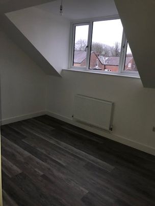 2 Bed Flat, Springbridge Road, M16 - Photo 1