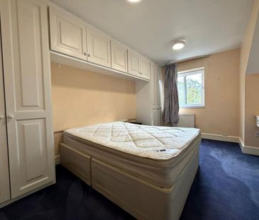 4 bedroom terraced house to rent - Photo 6