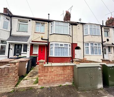 3 bedroom terraced house to rent - Photo 4