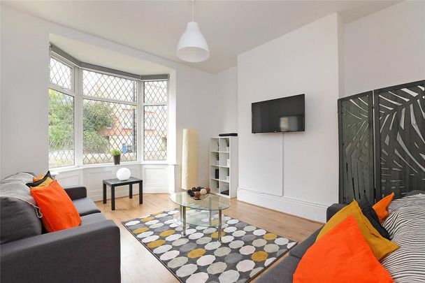 6 bedroom terraced house to rent - Photo 1