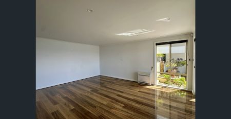 Sunny and Spacious with Panoramic River Derwent Views - Photo 2