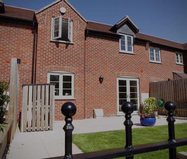 2 bedroom terraced house to rent - Photo 2