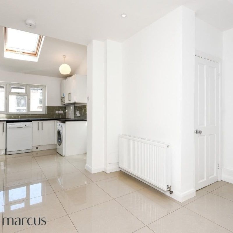 Totterdown Street - Photo 1