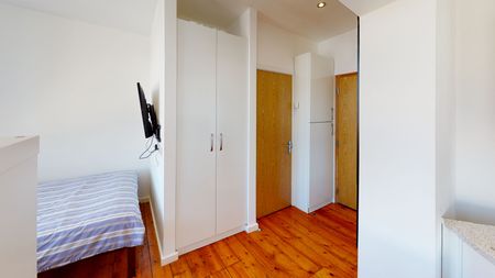 Studio 303, 29A Upper Parliament Street, NG1 2AP, NOTTINGHAM - Photo 2