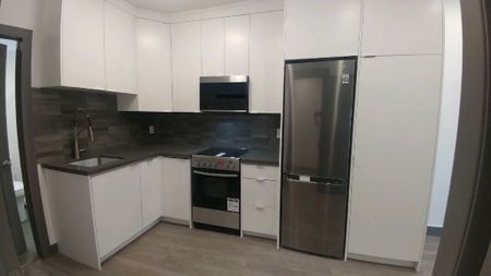 For Lease - 1213 Dundas Street Unit# Upper N, Toronto, Ontario - Photo 2