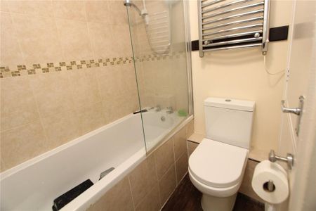 2 bedroom terraced house to rent - Photo 5