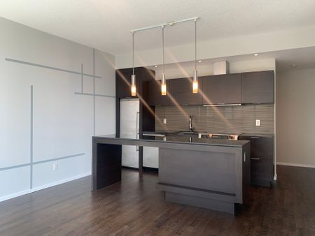 For Lease - 8 Charlotte Street Unit# 1208, Toronto, Ontario - Photo 4