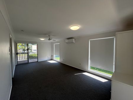 Large Family Home in Callala Beach - Photo 2