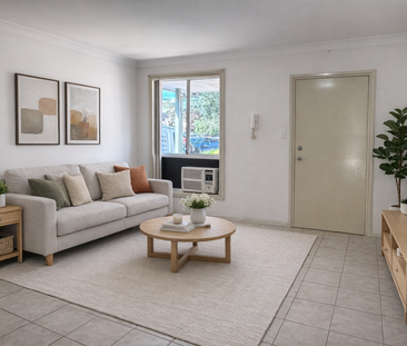 Beautiful townhouse in popular location next to Assyrian Church / S... - Photo 1