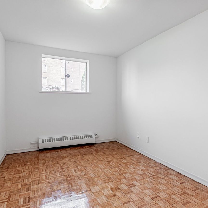 For Lease - 165 Colborne Avenue Unit# 202, Richmond Hill, Ontario - Photo 1