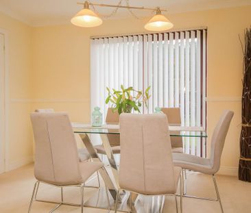 3 bedroom detached house to rent - Photo 4
