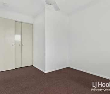 Modern Comfort and Convenience in Downtown Kallangur - Photo 1