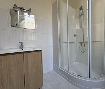 Location Appartement 1 pièce 33m² SAUMUR 49400 - Photo 3