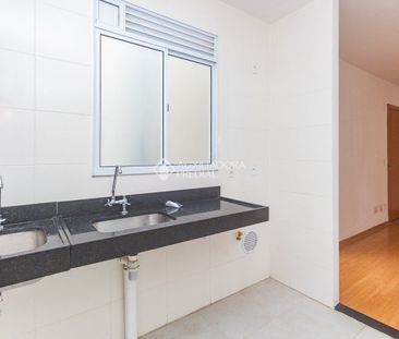 Apartamento com 2 quartos e 41m² para alugar em Mário Quintana, Por... - Photo 1