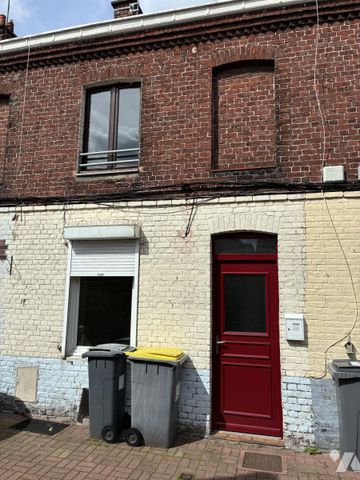 Fâches Thumesnil, Cour leclercq, petite maison, 2 ch, pas d'exterieur, pas de garage.560€ et 23€ ch - Photo 4