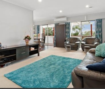 Family home in Manurewa - Photo 4
