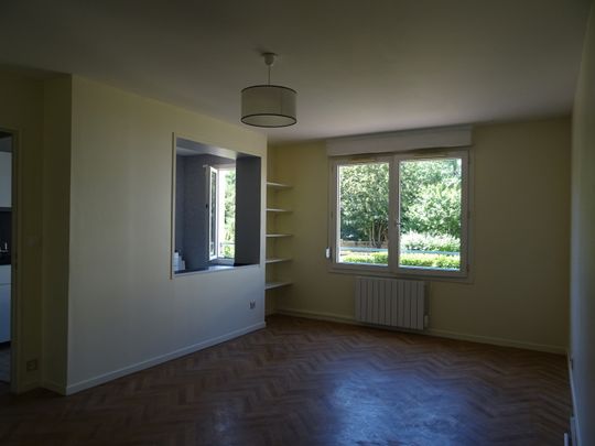 Location Appartement 2 pièces 47m² ORLEANS 45000 - Photo 1