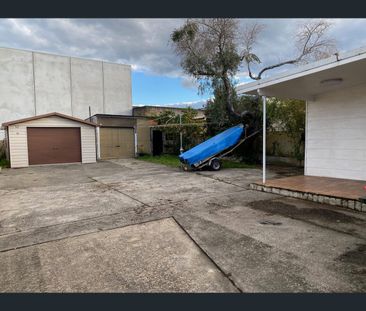 9 Finlayson Street, Wollongong, NSW 2500 - Photo 2