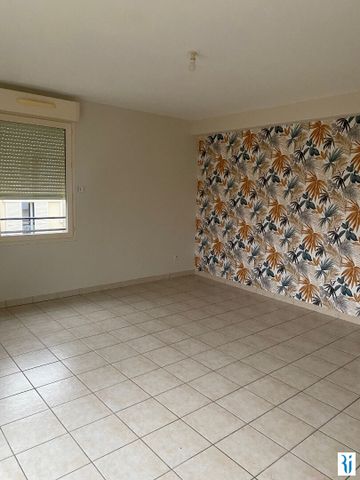 Location Appartement 3 pièces 68m² - Photo 2