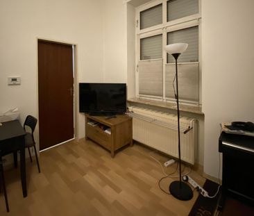 Ideal für Studierende: Großzügige und helle 1 Zimmer-Wohnung in ide... - Photo 6