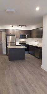 Modern Living Spacious Condo (2 Bed, 2 Bath) - Photo 4