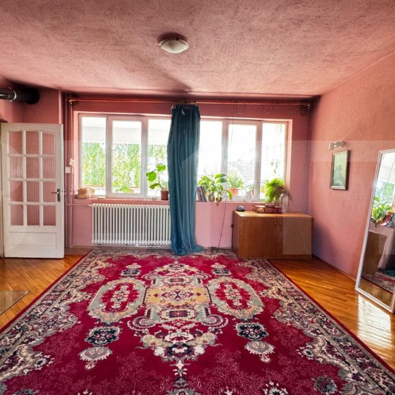 Casă de închiriat, 600 mp, zonă Centrală - Alba Iulia - Fotografie 1