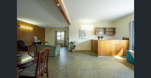 Well Presented Family Home With External Rumpus Room At Rear - Photo 1