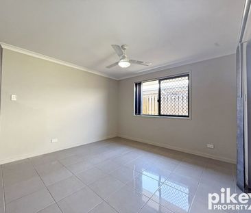 Modern stylish home in Central Lakes - Photo 5