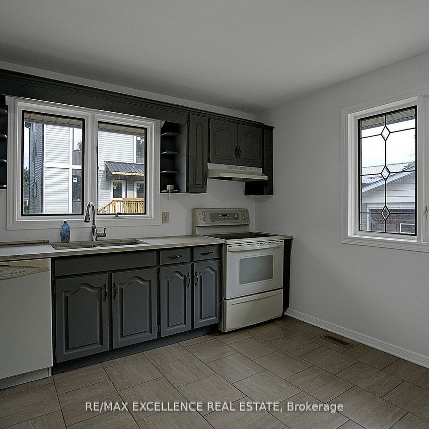 For Lease - 1595 Borden Street, London East, Ontario - Photo 1