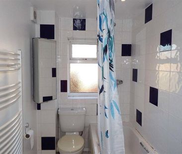 2 bedroom house to rent Deacons Place, Bishops Cleeve, Cheltenham, ... - Photo 3