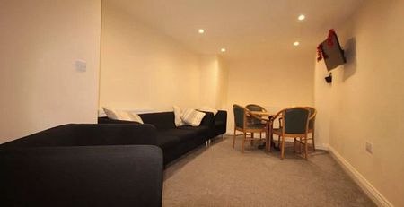 6 Bed - 5 Winston Gardens, Headingley, Leeds - LS6 3LA - Student - Photo 3