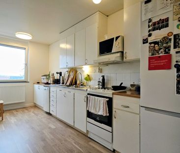 Nacka - 2rok - 6mån - 14.651kr/mån - Foto 2