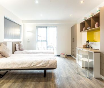 1 bedroom in a flat share to rent - Photo 5