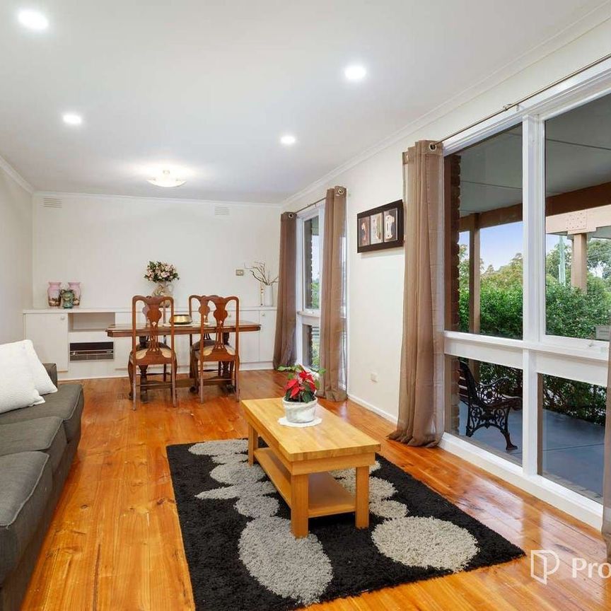 30 Overland Drive, Vermont South VIC 3133 - Photo 1