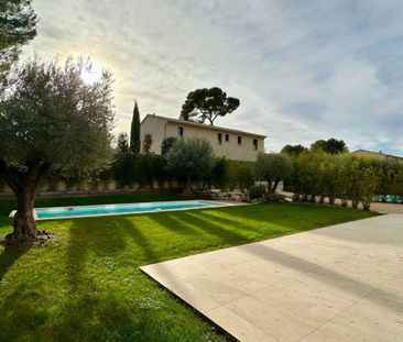 EGUILLES - Villa récente de 175m² avec piscine - Photo 1