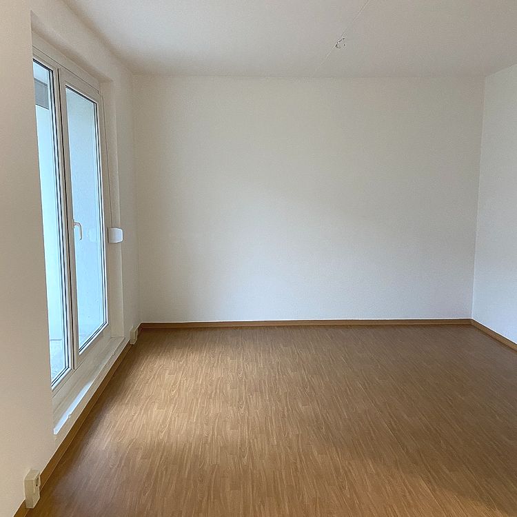 Nur wenige Stufen zu Ihrer neuen Wohnung! Frei ab 01.12.2024! - Photo 1