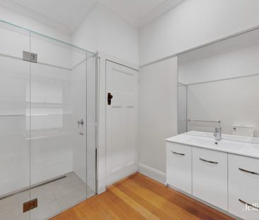 Charming Californian Bungalow in Coveted Location - Photo 6