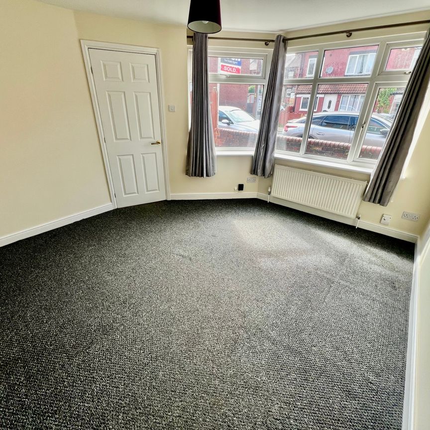 3 bedroom house to rent Longroyd Grove, LS11 - Photo 1