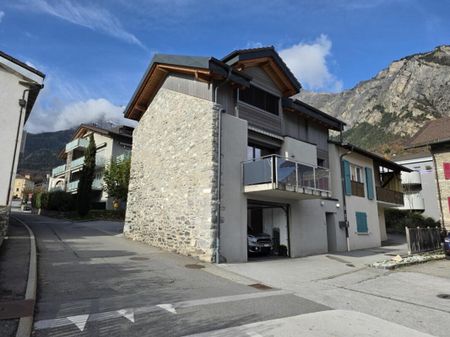 spacieux 4.5 pièces en triplex avec garage-box et places de parc en plein centre - Foto 5