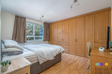 Hendon Lane - Photo 3