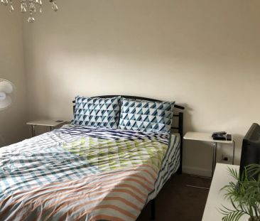 APPLICATION PENDING !!! PRIVATE 2 BEDROOM UNIT! - Photo 3