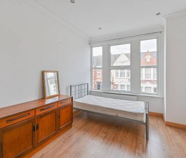 4 bedroom house to rent - Photo 3