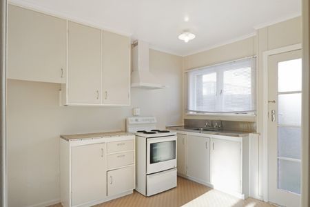 SILVERSTREAM - NEAT 2 BEDROOMS - Photo 4