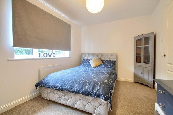 2 bedroom semi-detached house to rent - Photo 1