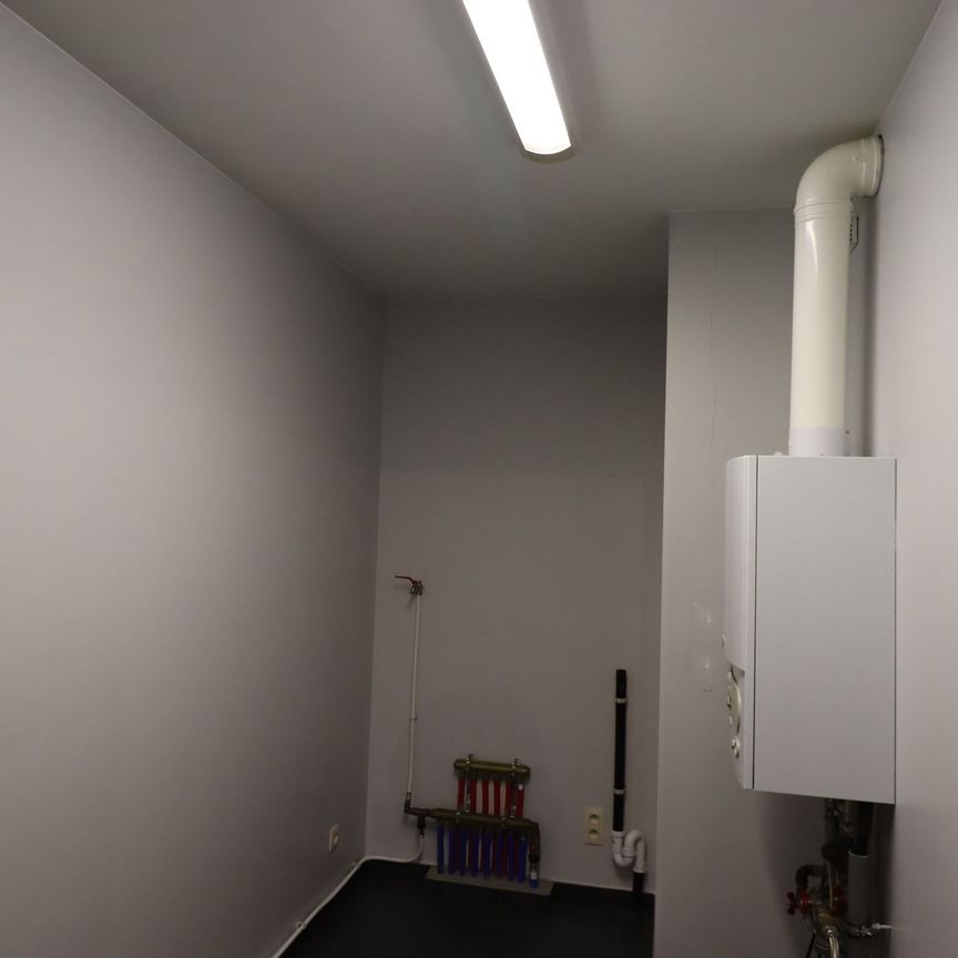 GLV appartement met tuin en ondergrondse parkeerplaats - Photo 1