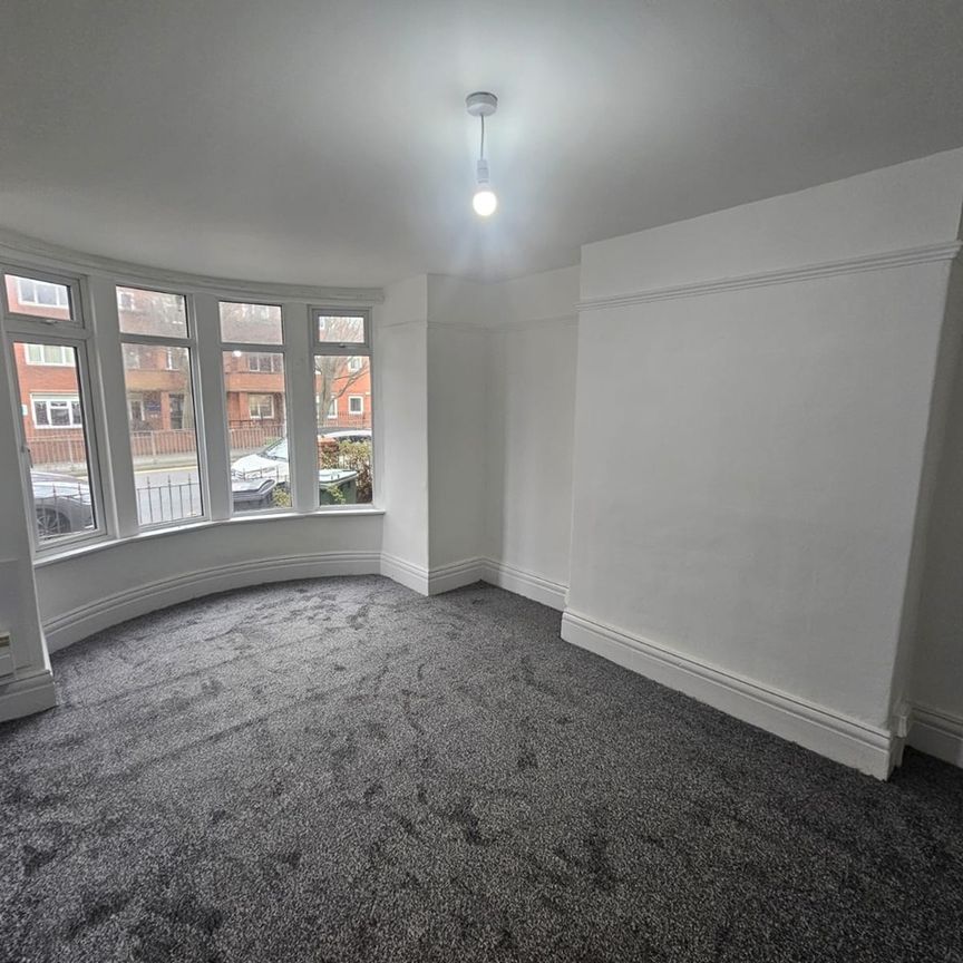 1 Bed Flat, Rowson Street, CH45 - Photo 1