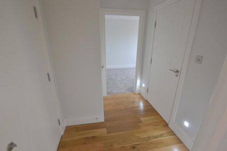 Flat 61 Eastgate House, 122 Thorpe Road, NR1 1FE - Photo 5