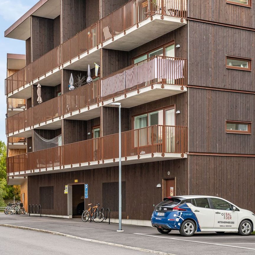 Takläggaregatan 15 - Foto 1